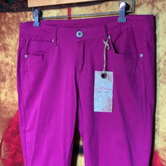 RED CAMEL-women’s fuscia cotton blend ‘AVA Fit’ SKINNY SUPER STRETCH jeggings - Picture 2 of 9